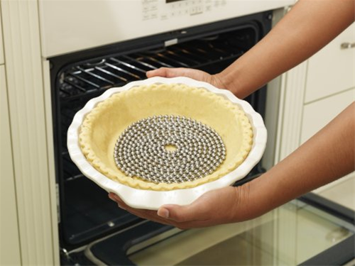 https://www.cookshopplus.com/storefront/catalog/products/Enlarged/2ndAdditional/pie-weight-chain.jpg