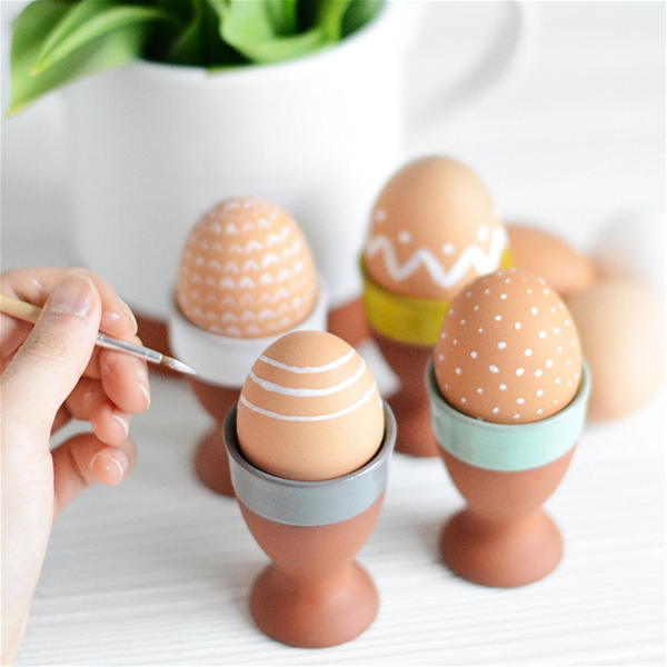 https://www.cookshopplus.com/storefront/catalog/products/Enlarged/3rdAdditional/egg-cups4.jpg