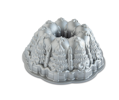 Very Merry Bundt® Pan